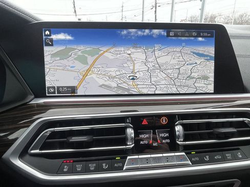 Used 2023 BMW X5 xDrive45e w/ Executive Package image 18