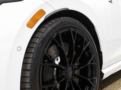 Used 2025 Volkswagen Golf R image 24