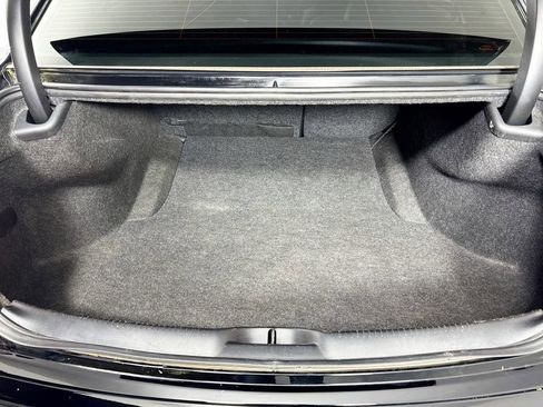 Used 2022 Chrysler 300 Touring w/ Sport Appearance Package image 26