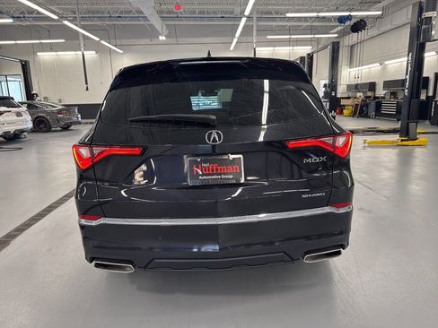 Used 2022 Acura MDX SH-AWD w/ Advance Package image 4