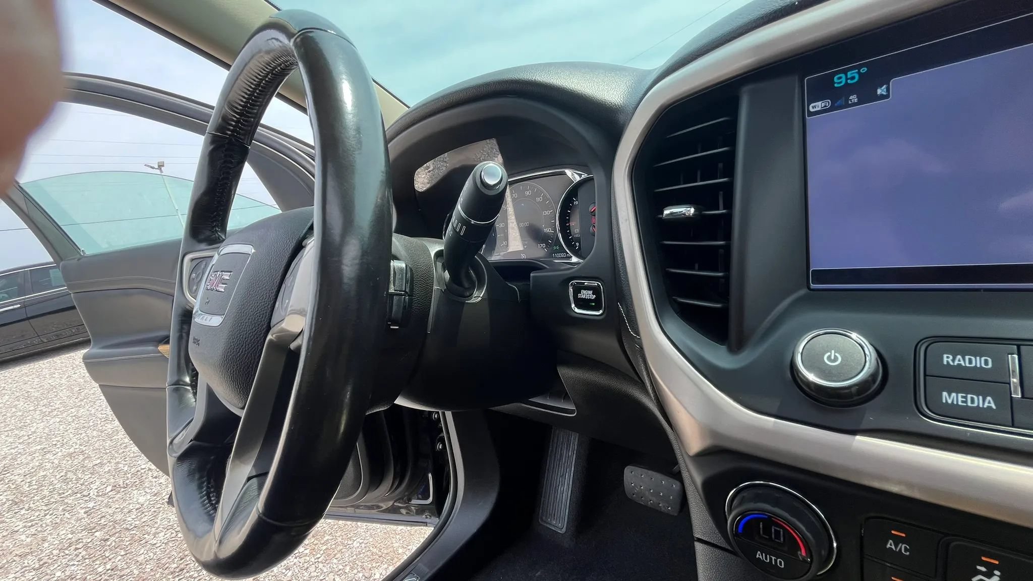 Used 2019 GMC Acadia Denali w/ LPO, Floor Liner Package AWD/4WD image 19