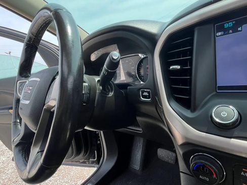 Used 2019 GMC Acadia Denali w/ LPO, Floor Liner Package AWD/4WD image 19