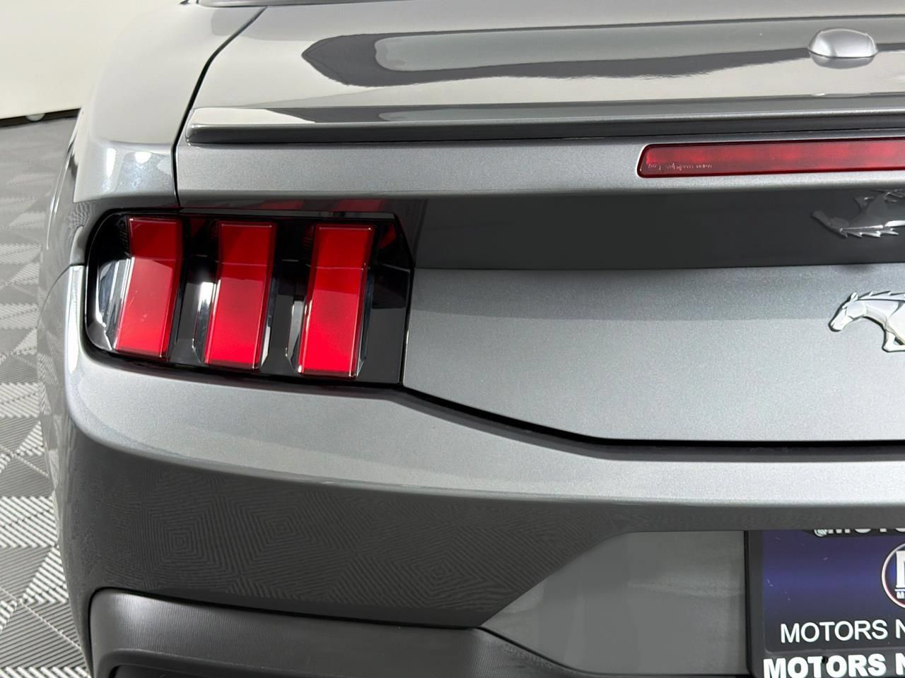 Used 2025 Ford Mustang Premium RWD image 23