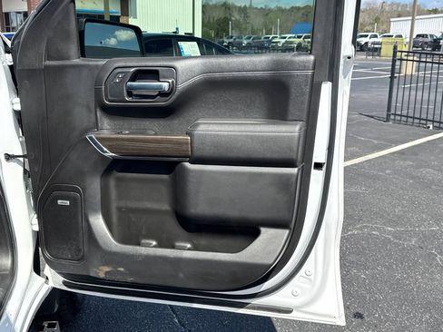 Used 2022 Chevrolet Silverado 1500 LT Trail Boss w/ Convenience Package II image 15