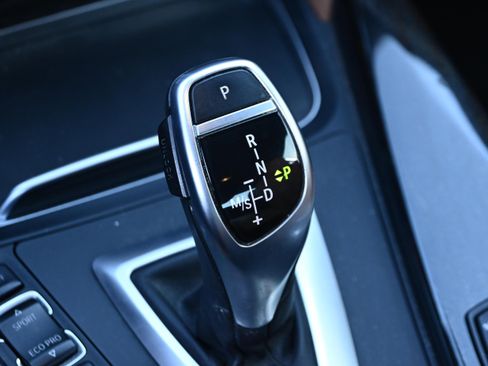 Used 2018 BMW 440i Convertible image 18