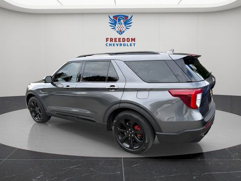Used 2020 Ford Explorer ST w/ ST Street Pack AWD/4WD image 4