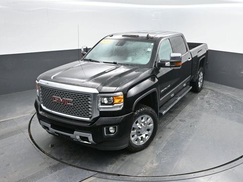 Used 2016 GMC Sierra 2500 Denali w/ Duramax Plus Package image 37