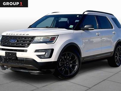 Used 2017 Ford Explorer XLT w/ Equipment Group 202A