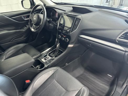 Used 2021 Subaru Forester Limited w/ Popular Package #3 image 8