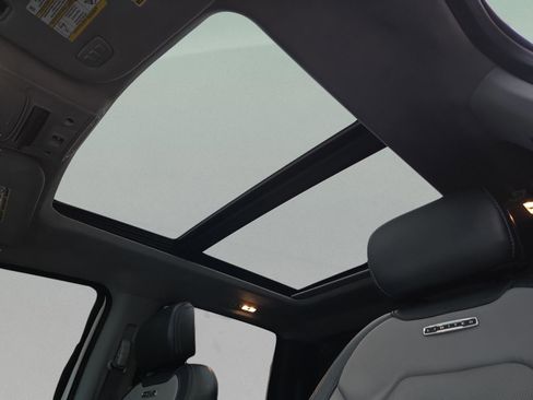 Used 2022 Ford F350 Limited w/ FX4 Off-Road Package image 39