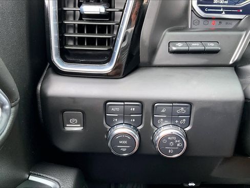 Used 2023 GMC Sierra 1500 Denali w/ Technology Package image 31