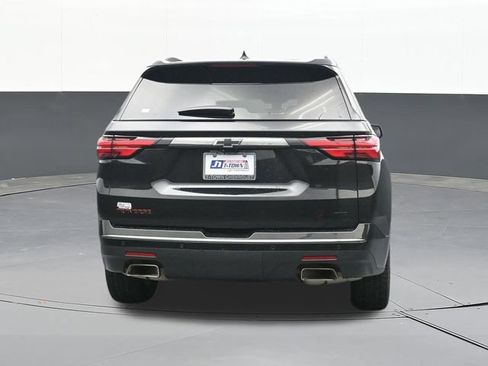 Used 2023 Chevrolet Traverse Premier w/ Redline Edition AWD/4WD image 10