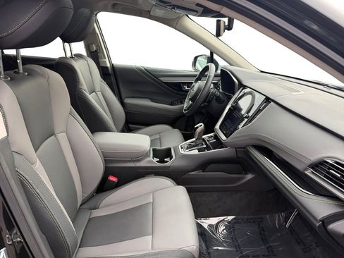 Used 2025 Subaru Outback Onyx Edition image 15
