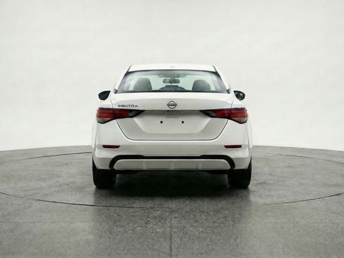 Used 2025 Nissan Sentra SV image 7