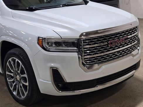 Used 2021 GMC Acadia Denali w/ Denali Technology Package image 12