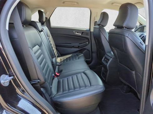 Used 2024 Ford Edge SEL image 18