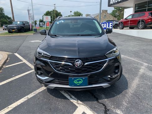 Used 2022 Buick Encore GX Essence w/ Advanced Technology Package AWD/4WD image 2