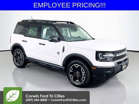 New 2026 Ford Bronco Sport Outer Banks AWD/4WD image 1