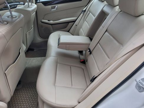 Used 2016 Mercedes-Benz E 350 4MATIC Sedan image 48