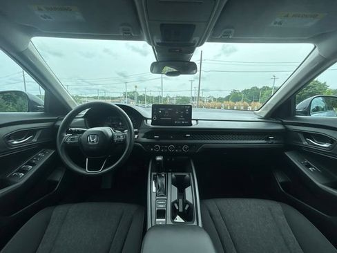 Used 2026 Honda Accord SE image 29