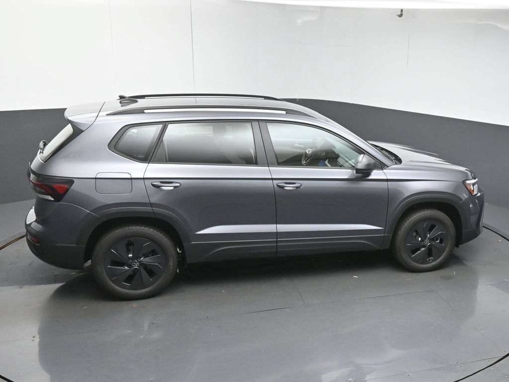 Used 2025 Volkswagen Taos SE FWD image 49