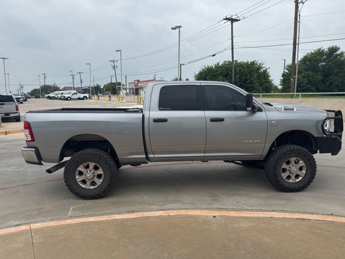 Used 2022 RAM 2500 Big Horn AWD/4WD image 4