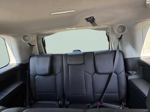 Used 2012 Honda Pilot Touring image 28