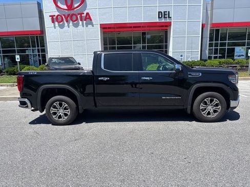 Used 2025 GMC Sierra 1500 SLT AWD/4WD image 4