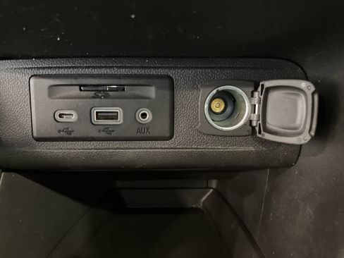 Used 2020 Buick Encore GX Select w/ Experience Buick Package image 20