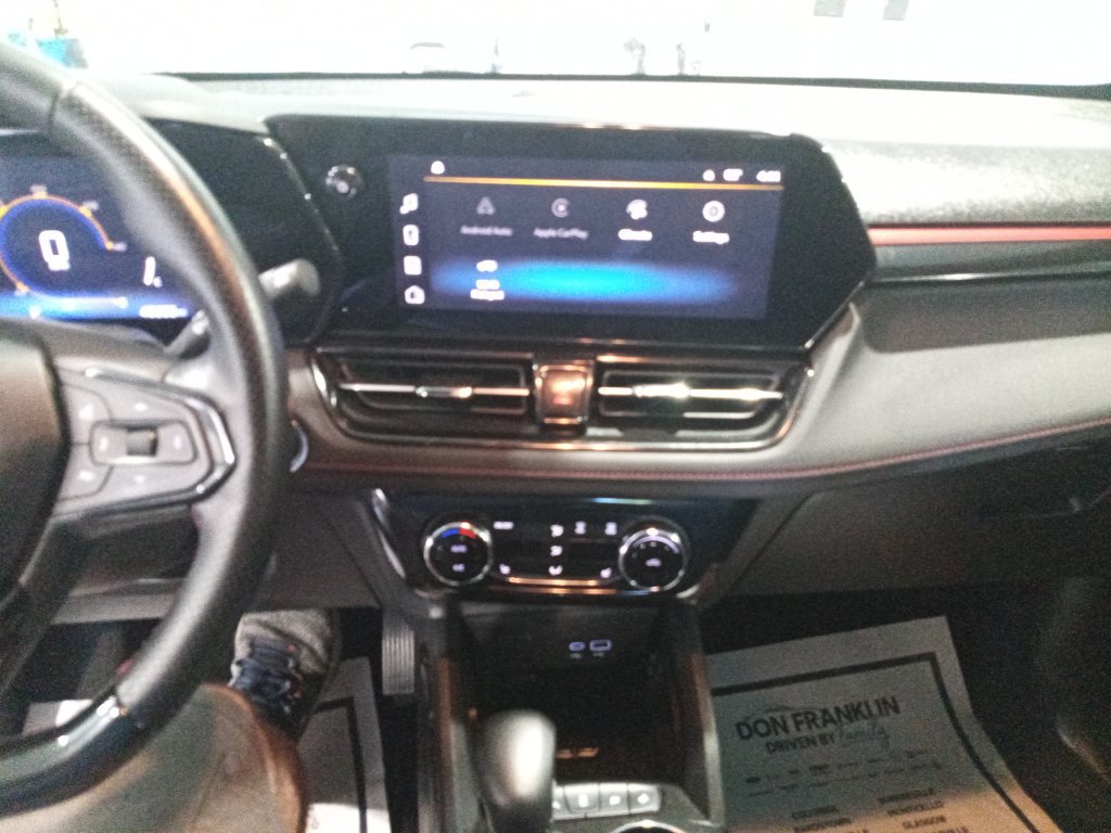 Used 2024 Chevrolet TrailBlazer RS w/ Convenience Package FWD image 19