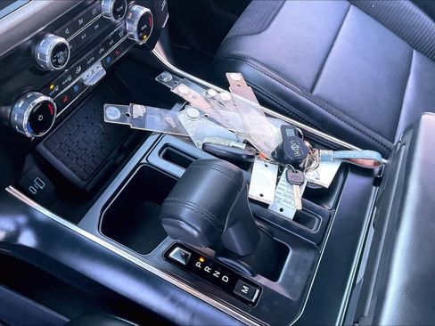 Used 2023 Ford F150 Raptor image 15