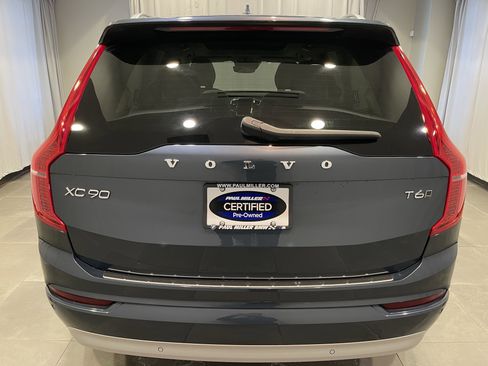 Used 2022 Volvo XC90 T6 Momentum w/ Advanced Package image 5