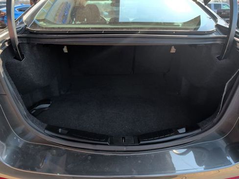 Used 2019 Ford Fusion SE FWD image 25