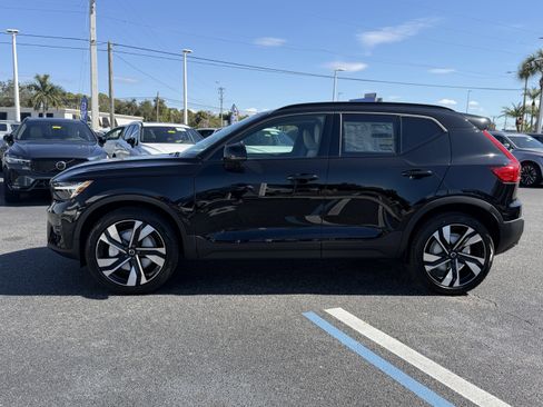 New 2026 Volvo XC40 B5 Ultra w/ Protection Package image 6