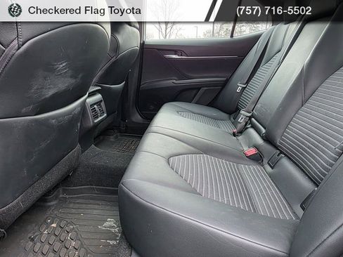 Used 2023 Toyota Camry SE w/ Cold Weather Package image 21