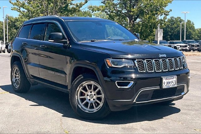 Used 2019 Jeep Grand Cherokee Limited w/ Luxury Group II RWD image 2