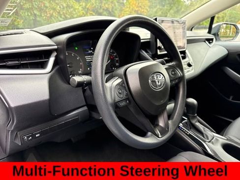 Used 2024 Toyota Corolla LE image 13