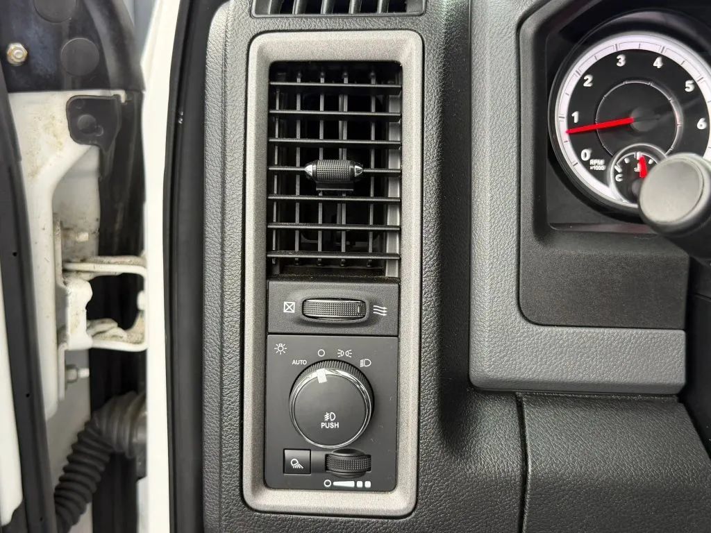 Used 2015 RAM 2500 Power Wagon Tradesman AWD/4WD image 40