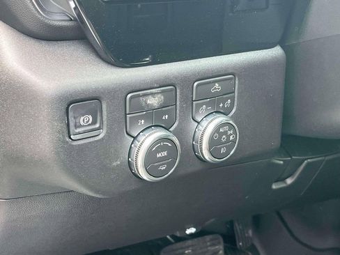 New 2026 GMC Sierra 1500 Elevation w/ Elevation Select Package AWD/4WD image 24