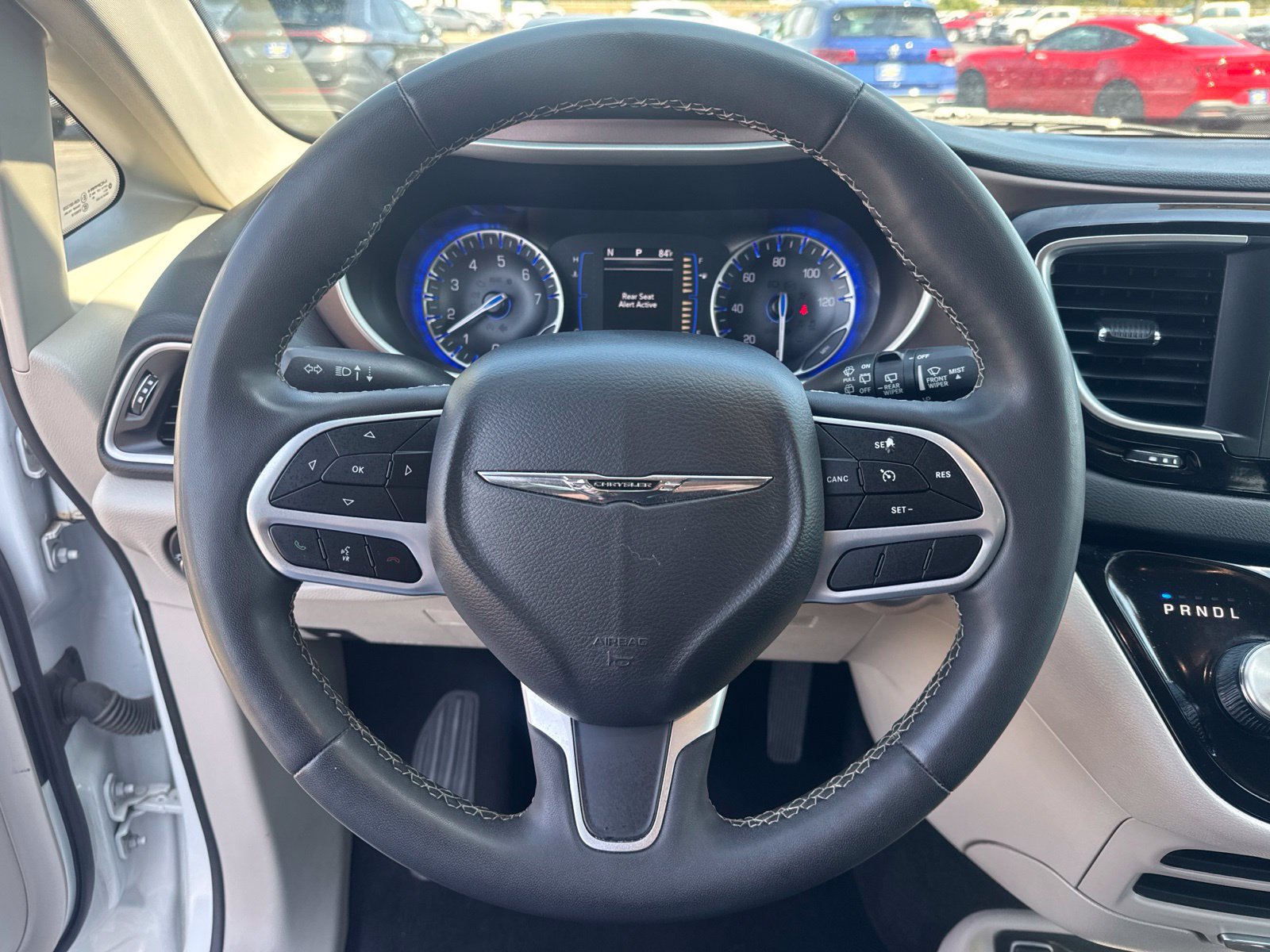 Used 2023 Chrysler Voyager LX FWD image 21