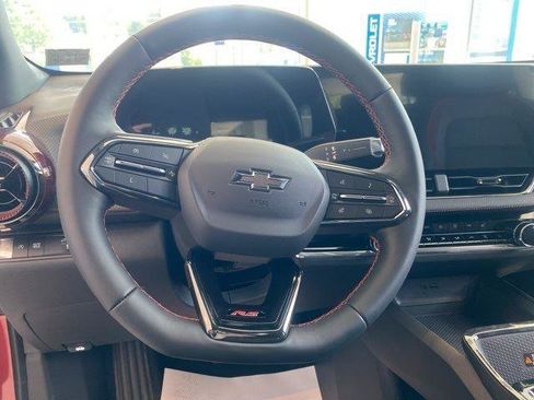 New 2025 Chevrolet Equinox RS w/ Safety and Technology Package image 12