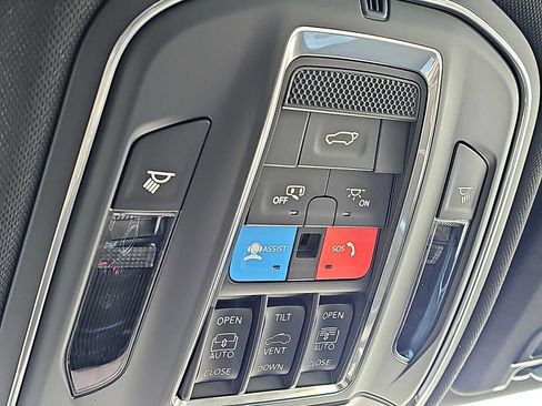 New 2026 Jeep Grand Cherokee Limited image 19