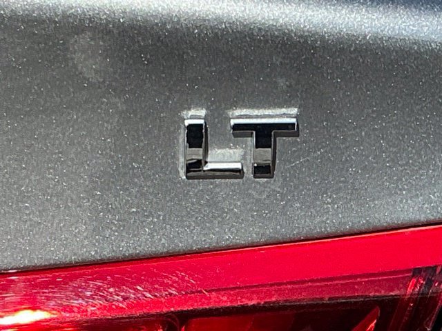 Used 2025 Chevrolet Malibu LT FWD image 13