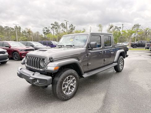 New 2026 Jeep Gladiator Sport AWD/4WD image 7