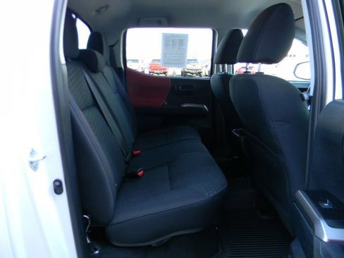 Used 2023 Toyota Tacoma SR5 w/ Black Out Package (TMS) AWD/4WD image 23