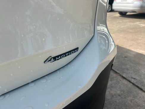 New 2026 Volkswagen Tiguan SE AWD/4WD image 32