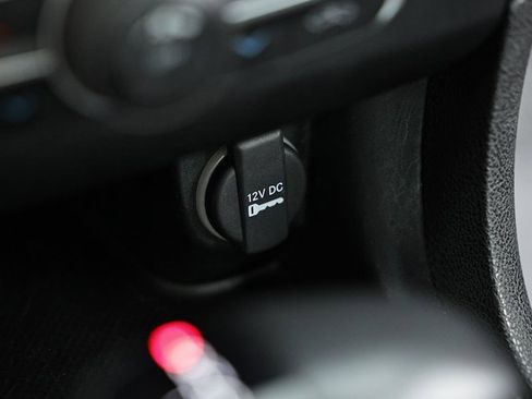 Used 2023 Dodge Charger SXT image 37