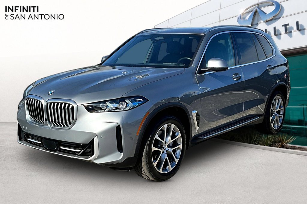 Used 2025 BMW X5 xDrive40i AWD/4WD image 14