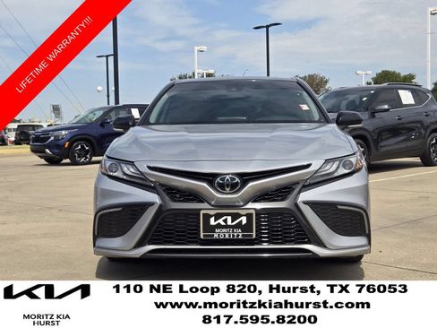 Used 2023 Toyota Camry XSE FWD image 11