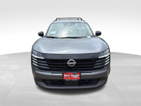 New 2026 Nissan Kicks SV w/ Cold Weather Package FWD image 2
